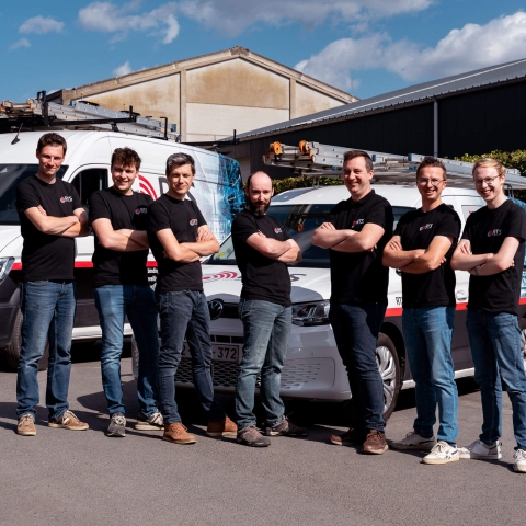 Team service engineers
